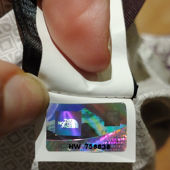 The North Face Hyvent 2.5l Jacket - Picture 9 of 12